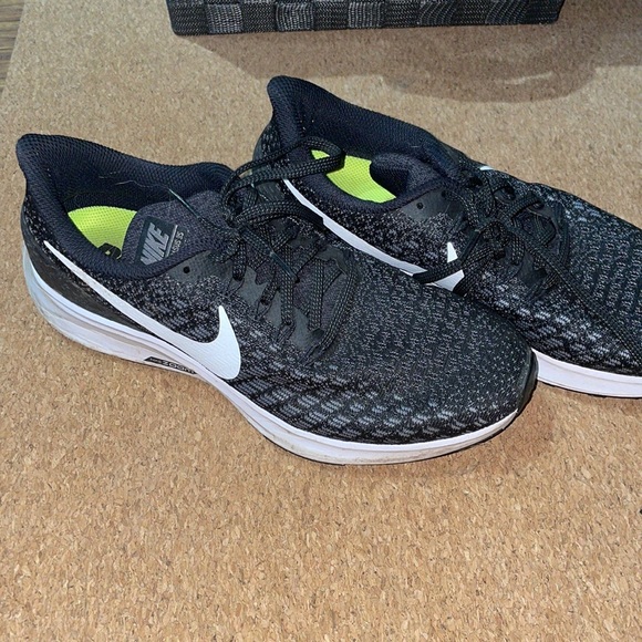 Nike Shoes - Nike Pegasus Zoom 35